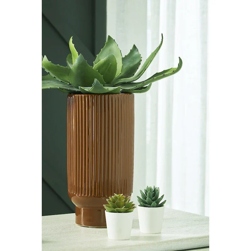 Signature Design by Ashley Avalyah Brown Vase