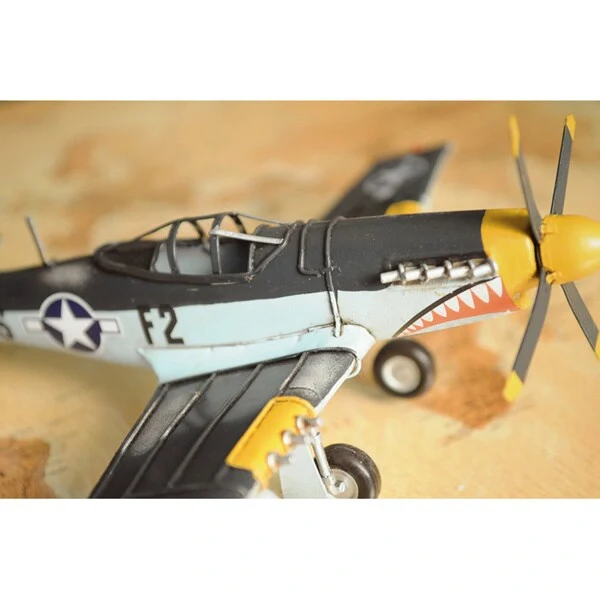 1943 Grey Mustang P51 1:40 Model Fighter Plane