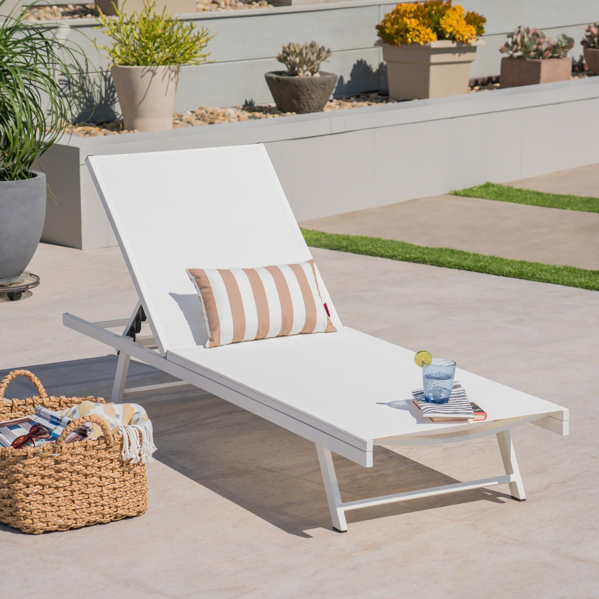 Outdoor Aluminum and Mesh Chaise Lounge