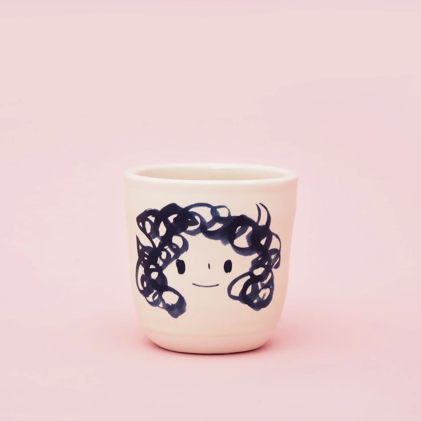 Brut Cake 100 Smiling Mugs Dora 8.5cm