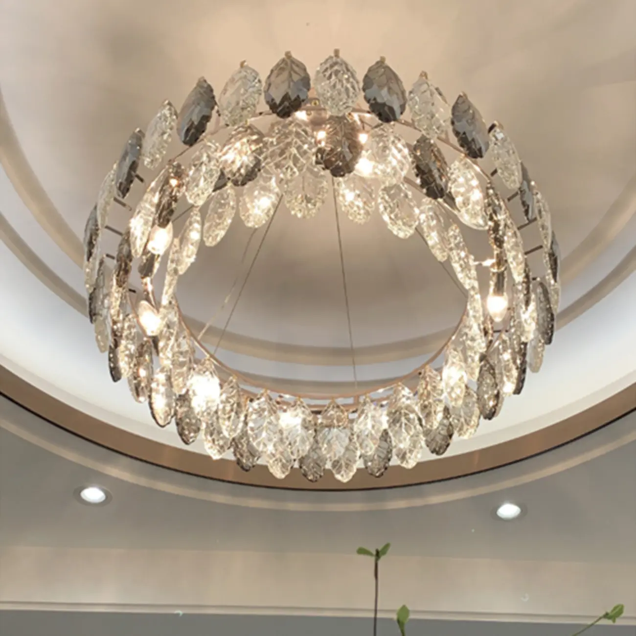 Exquisite Round Multi-light Crystal Leaf Chandelier