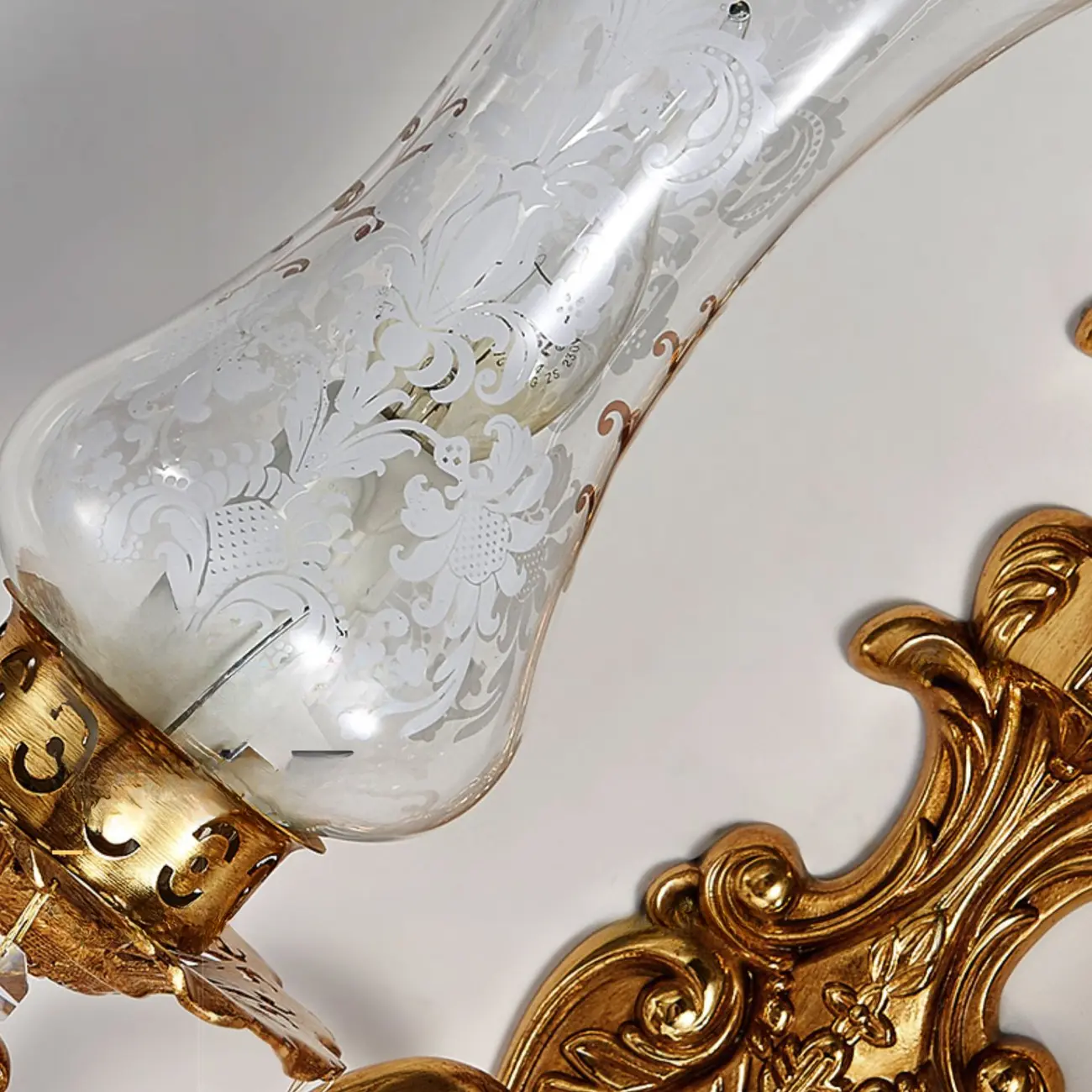 Luxury Crystal Glass Gold Wall Sconce