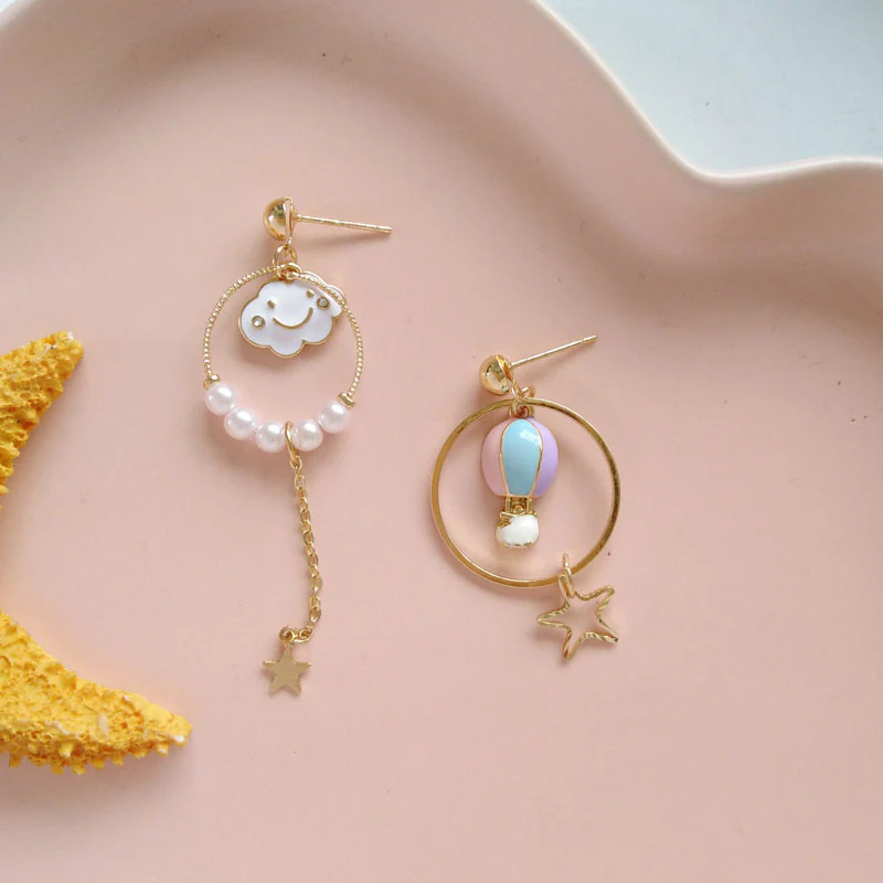 Luninana Earrings -  Hot Air Balloon Pearl Earrings YBY009