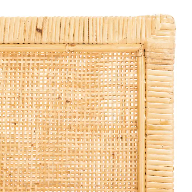 SAFAVIEH Almira Coastal Accent Chair with Cushion - 22.8 W x 22.4 L x 34.6 H - 23Wx22Dx35H