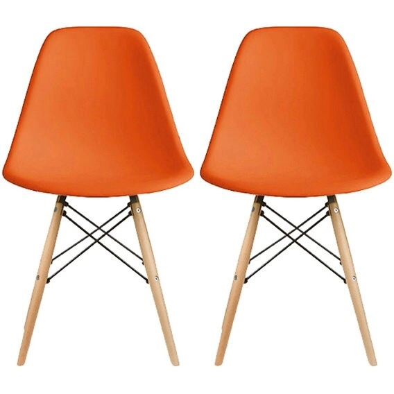 Set of 2 Mid-Century Modern Dining Chairs Armless Plastic Shell Seat with Natural Wooden Eiffel Leg Base, Red