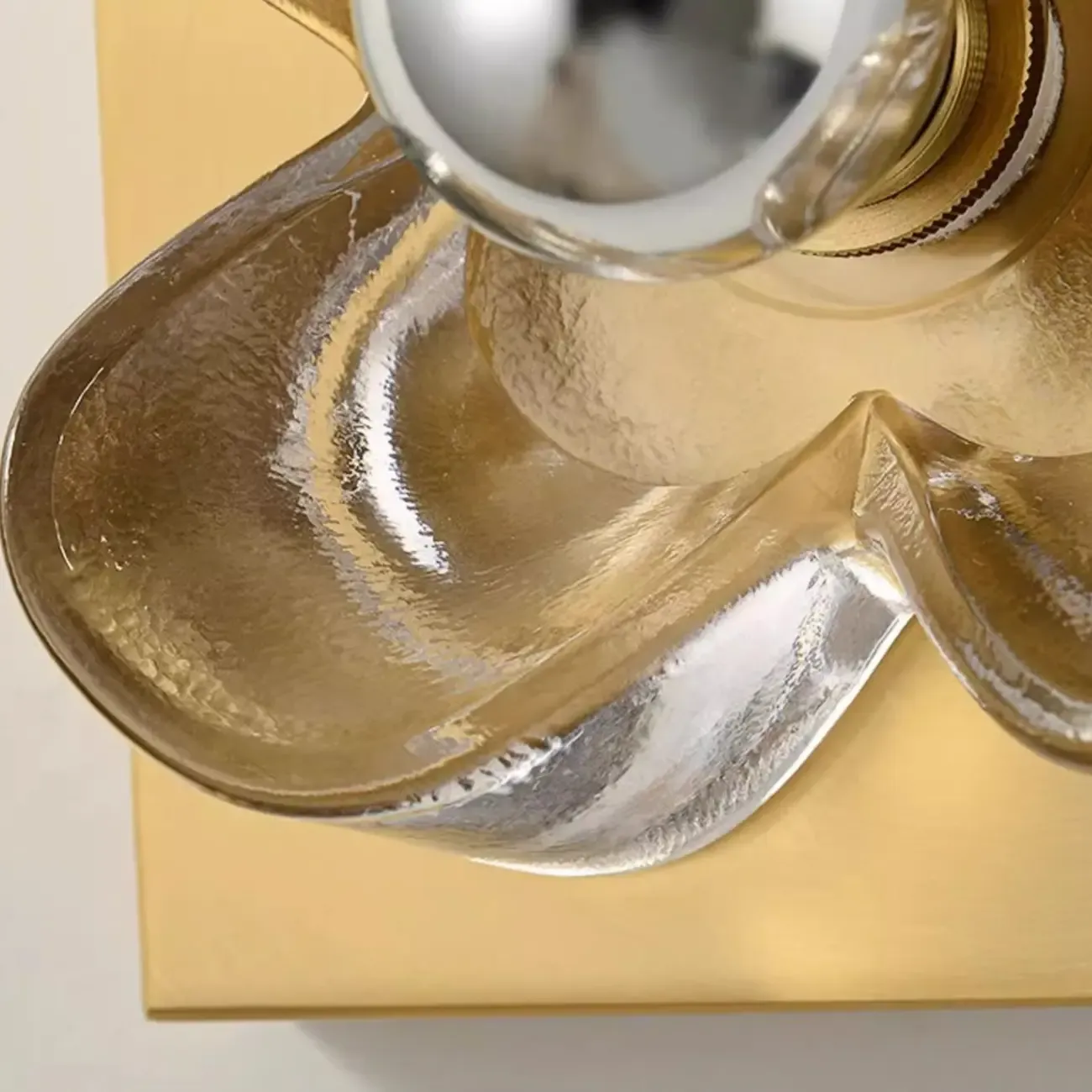 Modern Elegant Glass LED Vanity Light with Flower Design