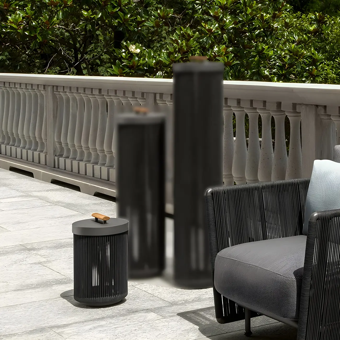 Rattan Grid Metal Cylindrical Post Cap Light