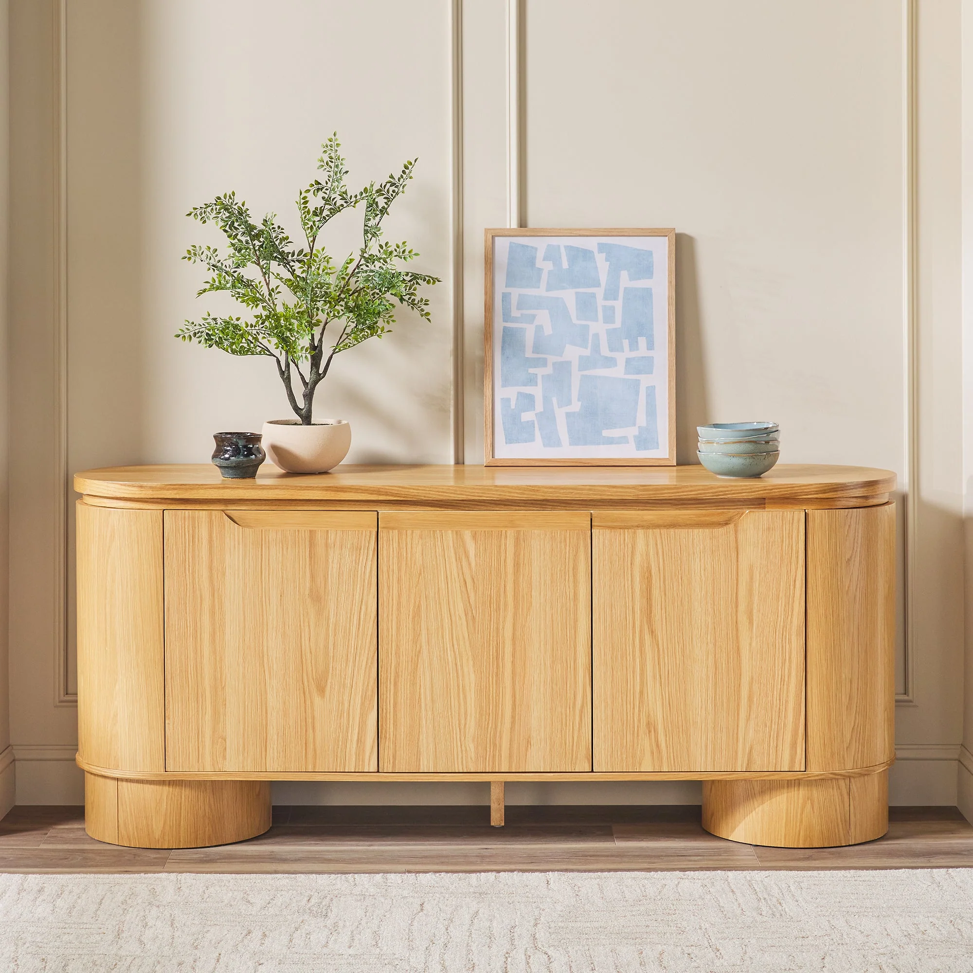 Maya Modern Curved Wood 70 Sideboard /TV Stand