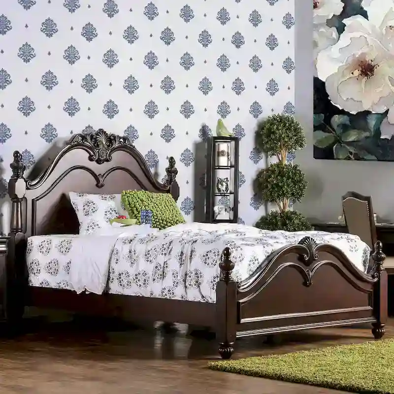 Diva Traditional Cherry Solid Wood 2-Piece Poster Bedroom Set by Furniture of America