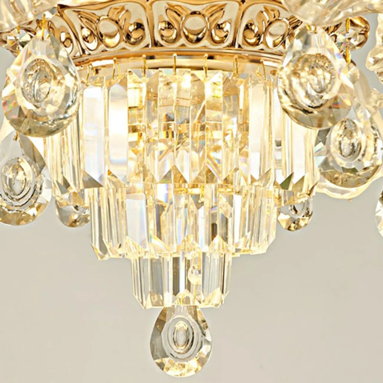 Living Room Down Light Crystal Chandelier with Flower Glass Shape