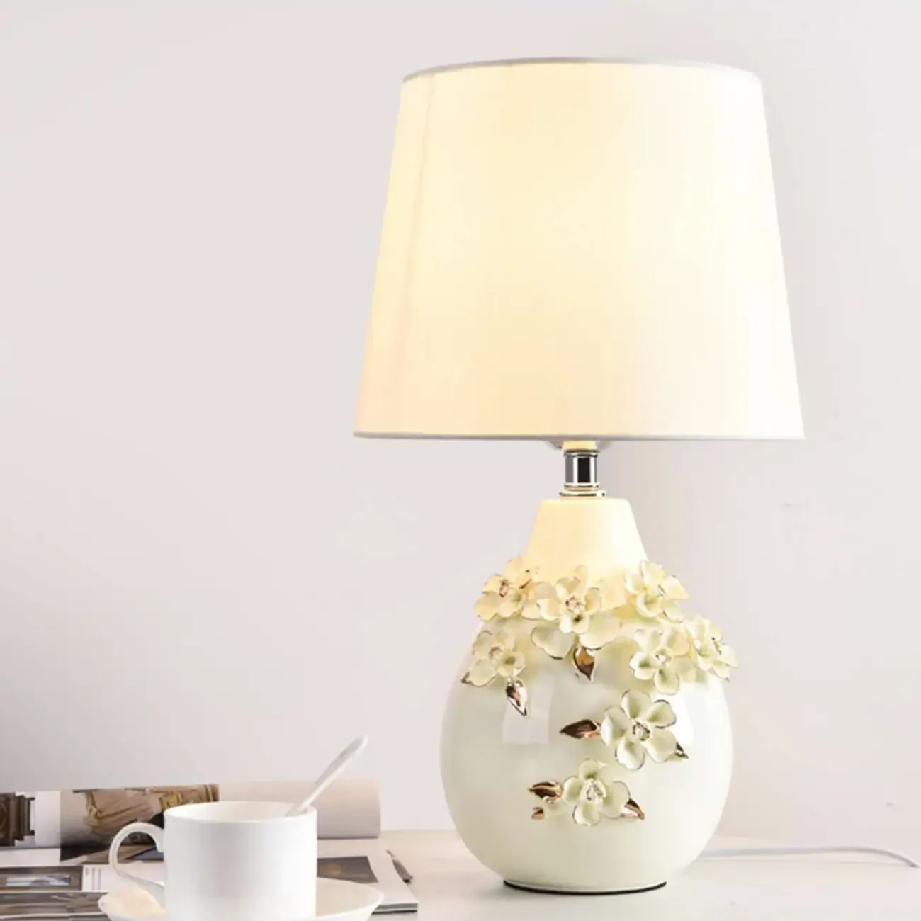 White Ceramic Ceramic Carved Table Lamp with Fabric Lampshade