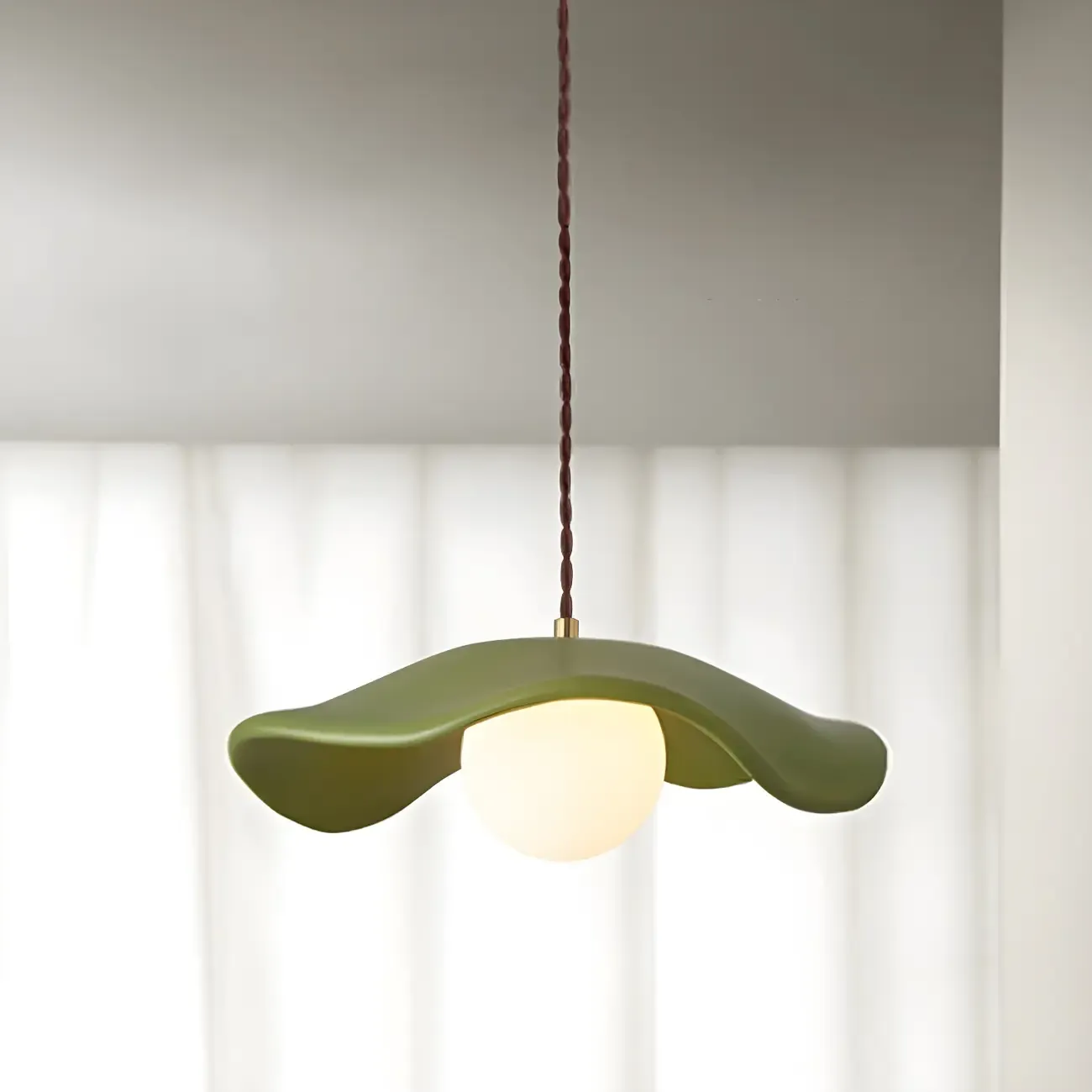 Modern Resin Green Saucer Pendant Light Kitchen
