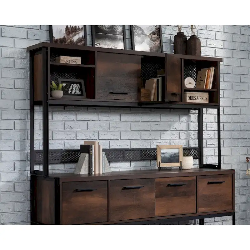 Briarbrook Large Hutch Bo