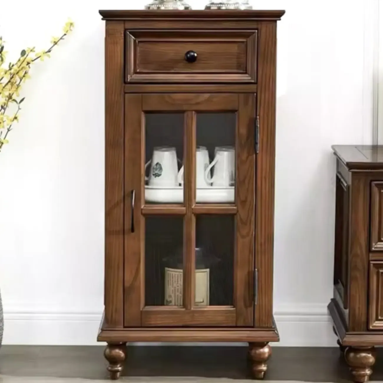 Traditional Wooden Storage Short China Cabinet in Brown