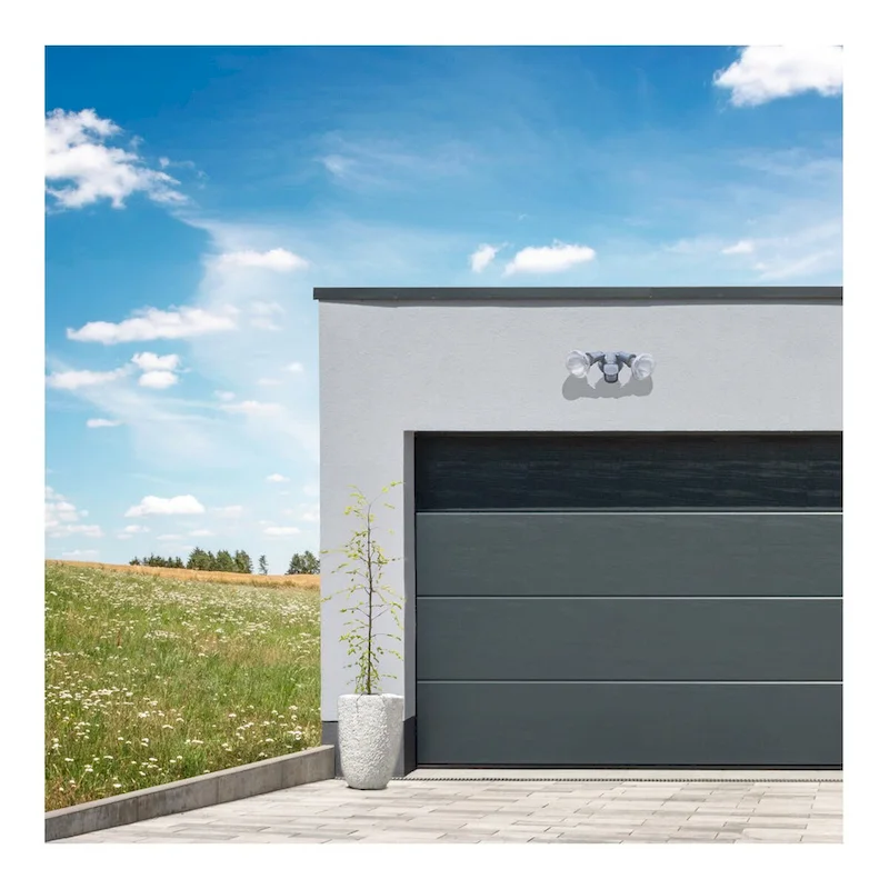 19W PAR38 LED 27K/30K/35K/40K/50K CCT Selectable Medium Base 120-277V - Silver