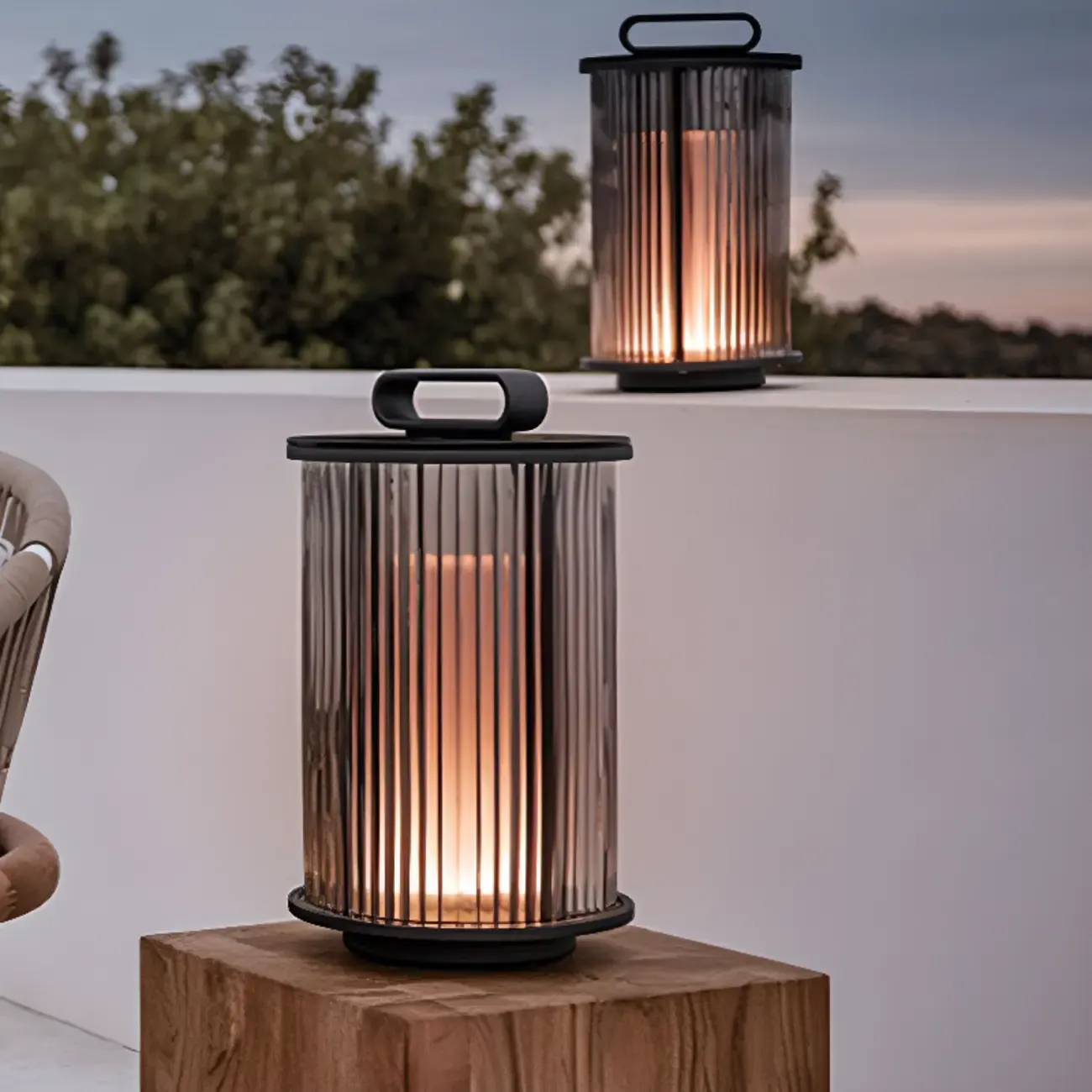 Vertical Strip Cylinder Portable Solar Outdoor Post Lights