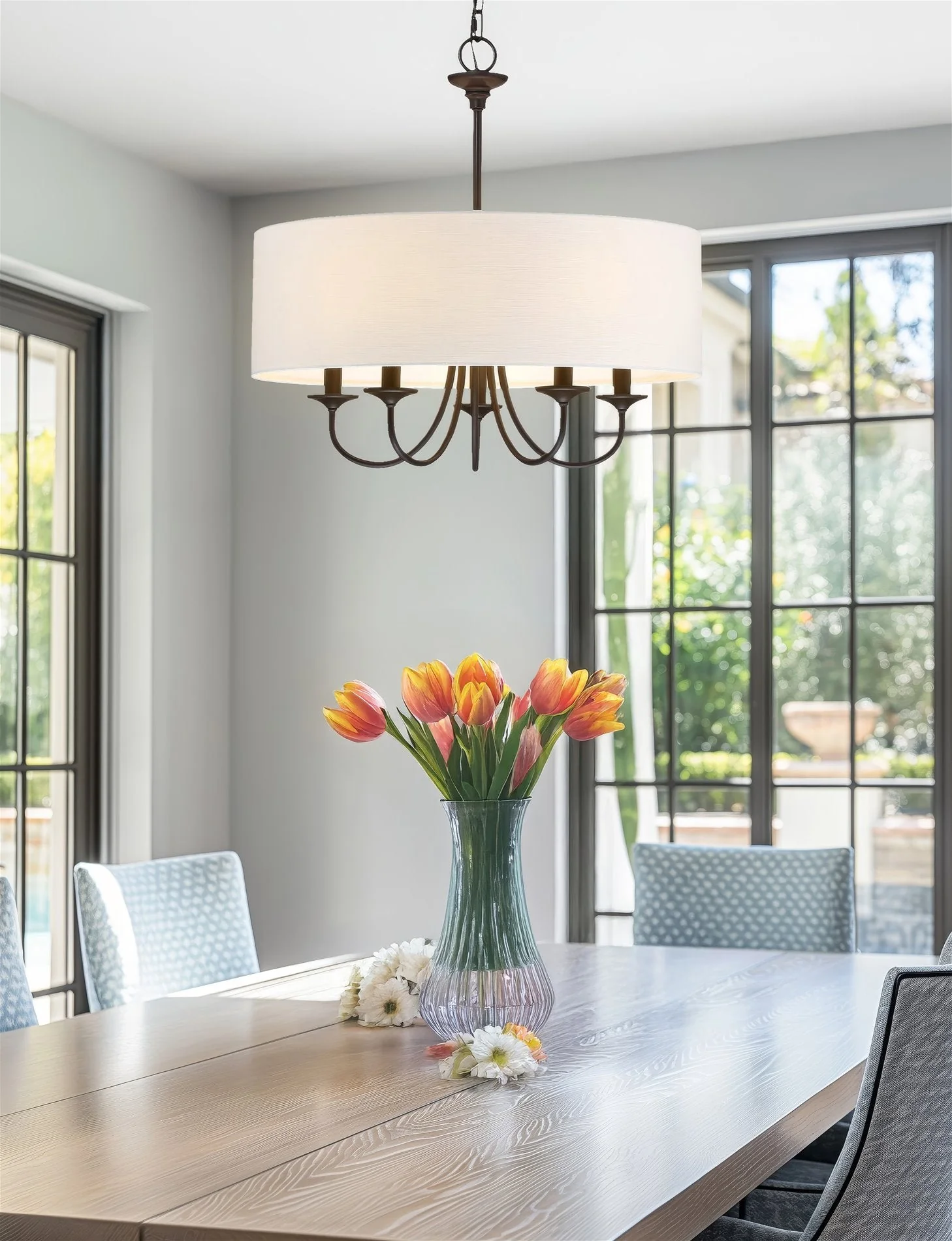 Quinn 22 Traditional 5-Light Chandelier