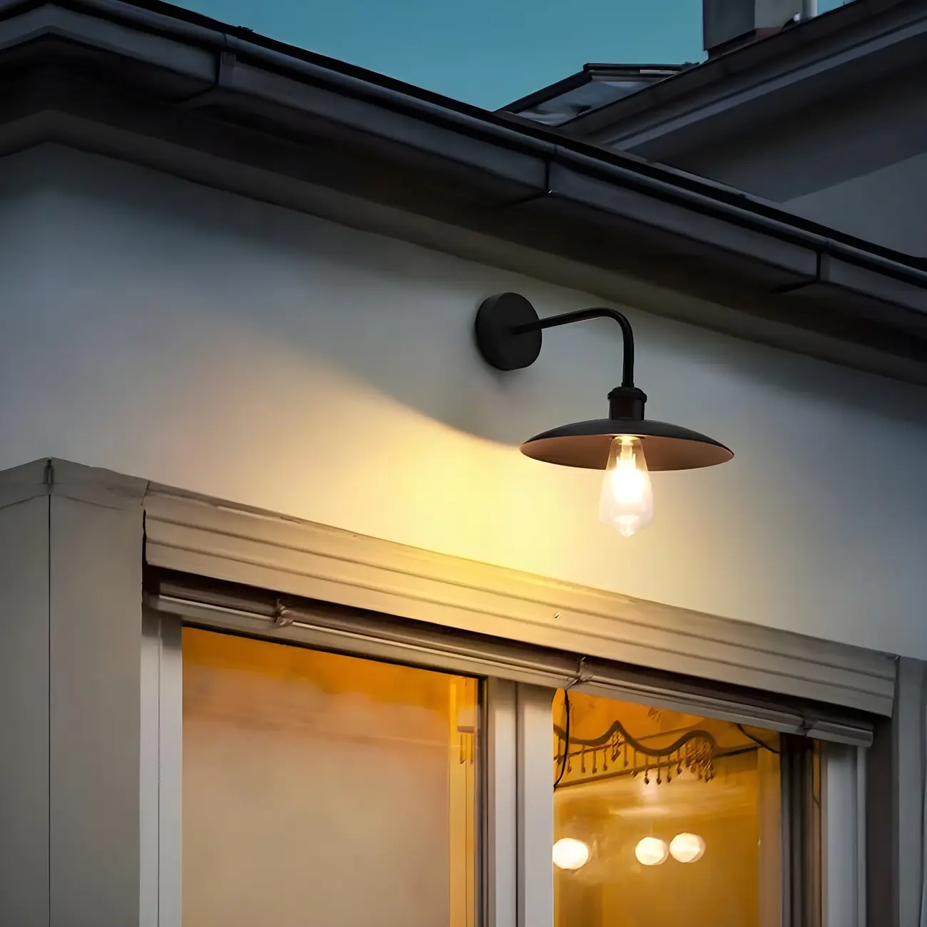 Industrial Black Metal Wall Light with LED for Outdoors