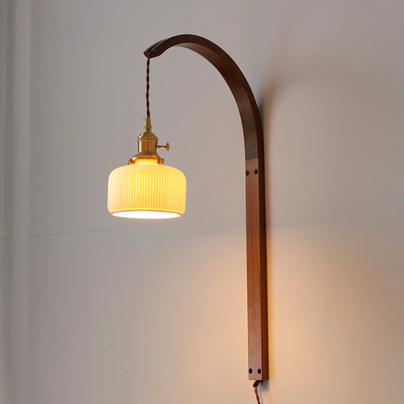 Medium Curved Ceramic LED Wall Sconce for Indoor Decor