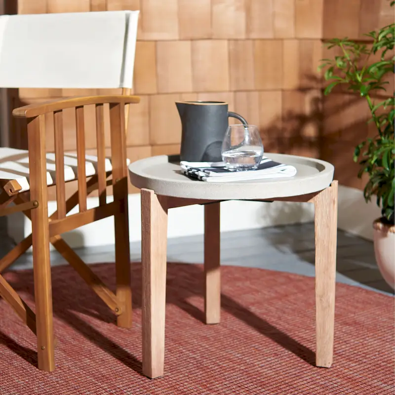 SAFAVIEH Outdoor Soraya Side Table - 21Wx21Dx19H