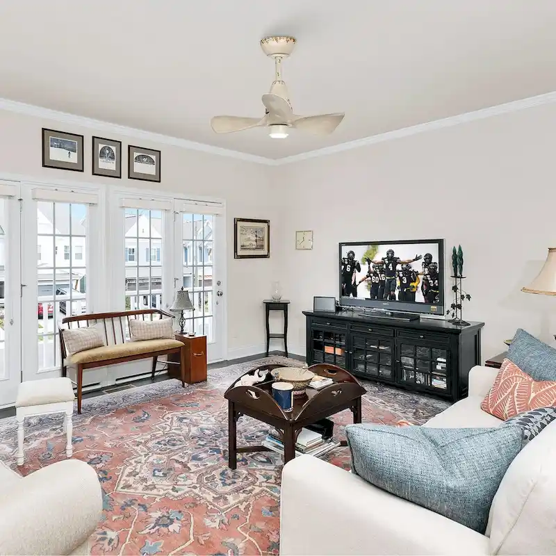 28-in Reversible 3-Blade Ceiling Fan with Remote Control