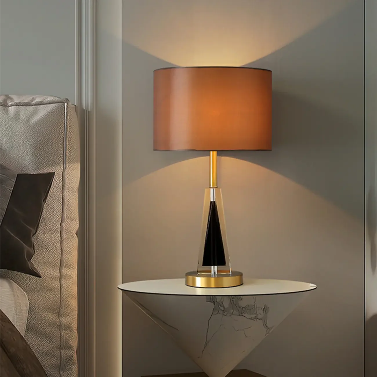 Modern Barrel Shade Gold Metal Table Lamp