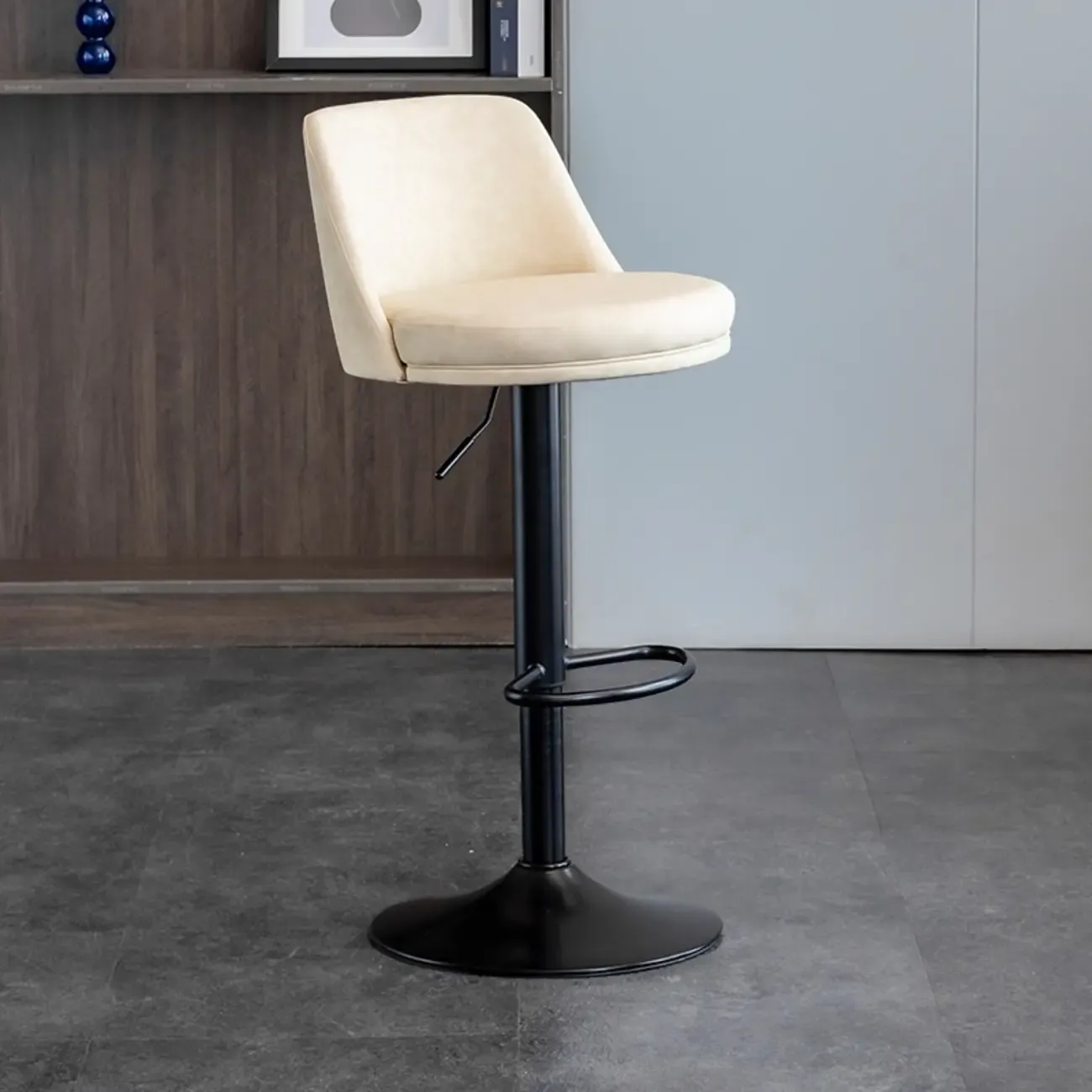 Adjustable Swivel Leather Modern Bar Stools