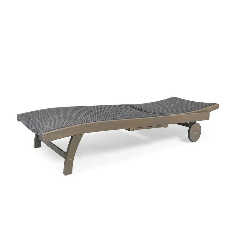 Banzai Chaise Lounge With Pull-Out Tray
