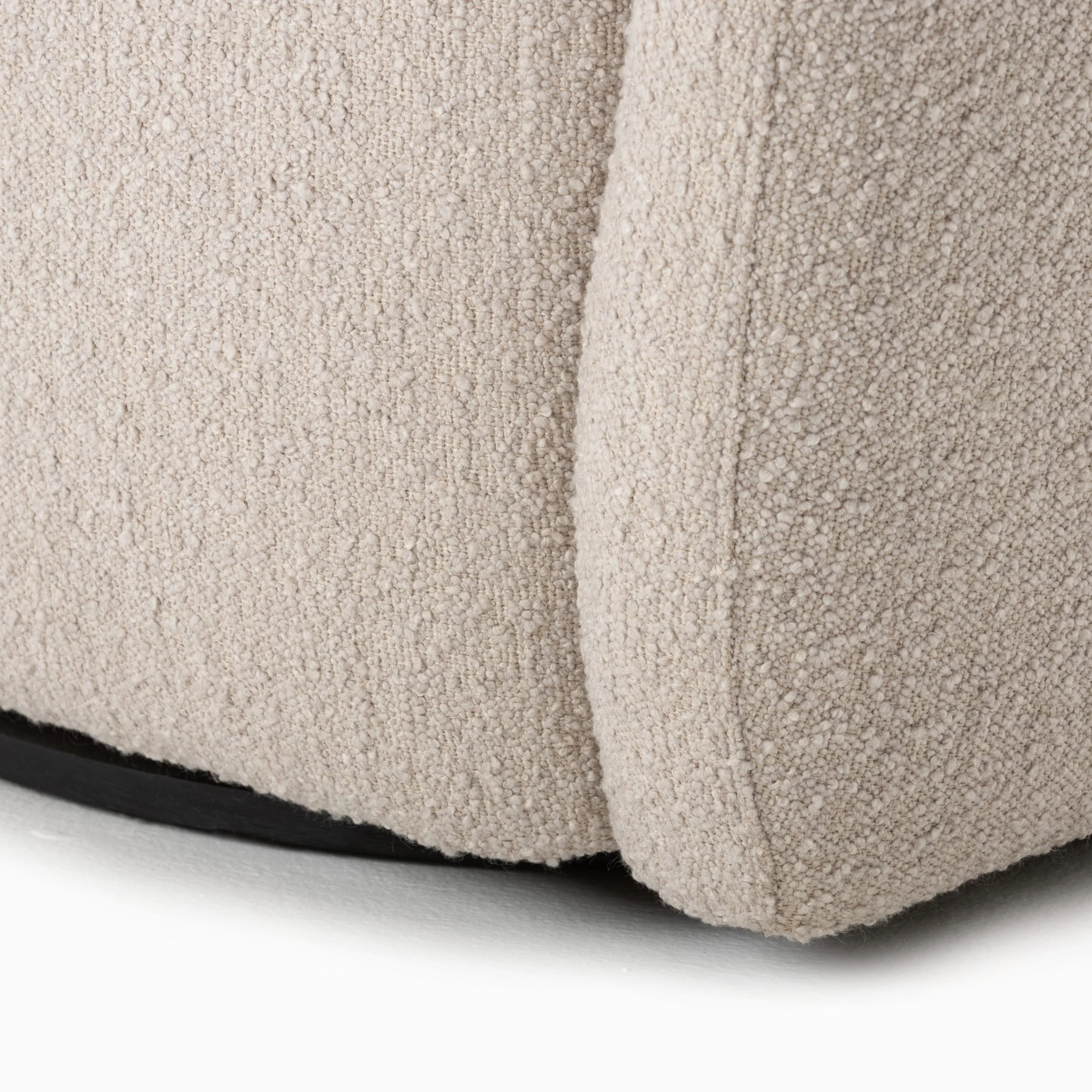 LEVI SWIVEL CHAIR-KNOLL SAND