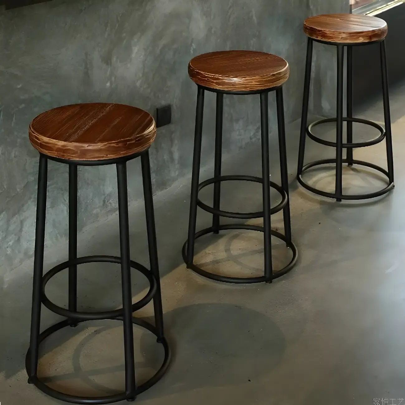 Backless Industrial Round Wooden Bar Stools