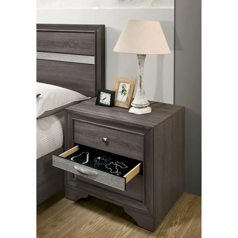 Bara Contemporary Grey Solid Wood 2-Piece Storage Platform Bedroom Set by Furniture of America