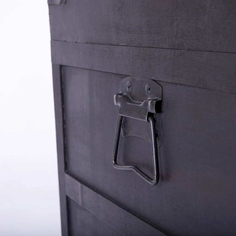 Old Cedar Style Large Chest