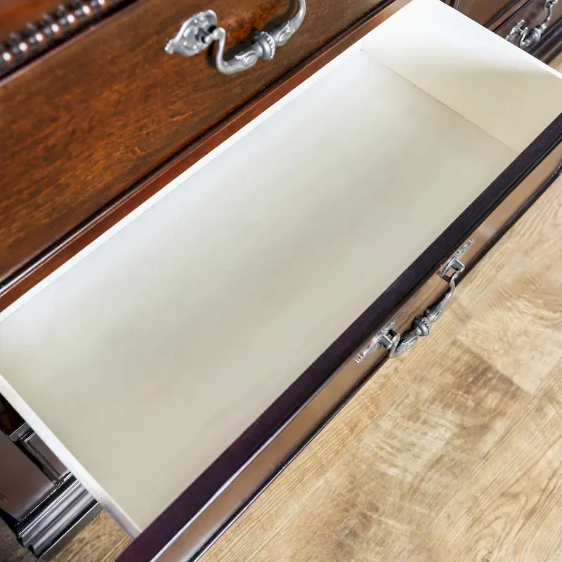 Diva Traditional Cherry Solid Wood 2-Piece Poster Bedroom Set by Furniture of America