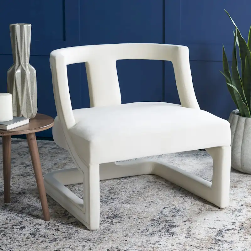 SAFAVIEH Emelie Accent Chair - 27  W x 27  D x 27  H - 26Wx27Dx27H