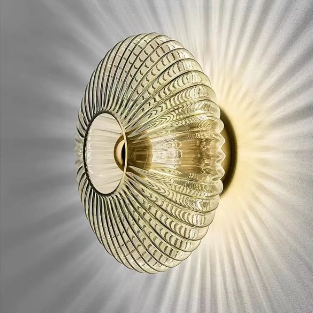Modern Glass Gold Ripples Design Wall Sconce