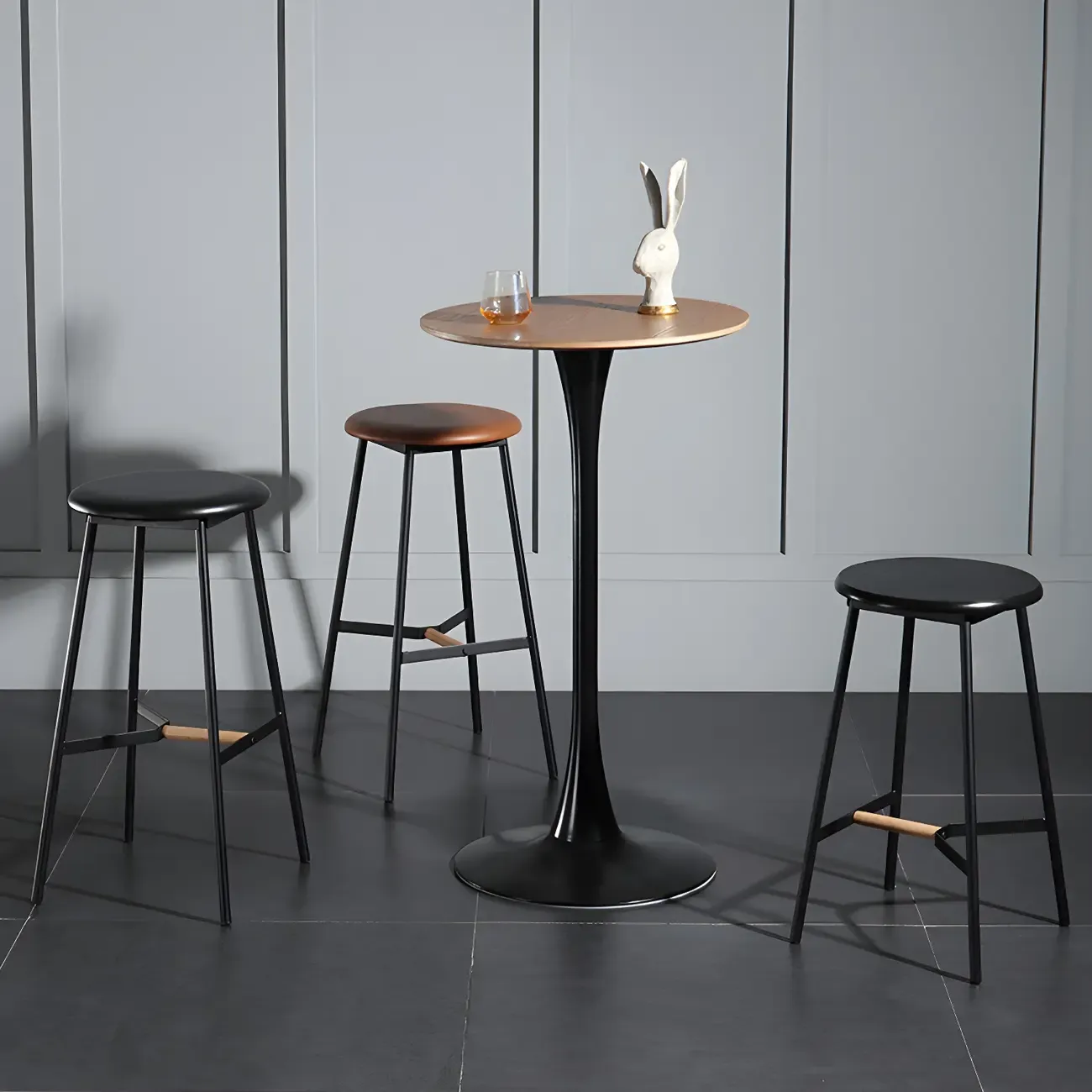 Simple White Round Metal Small Cocktail Bar Table