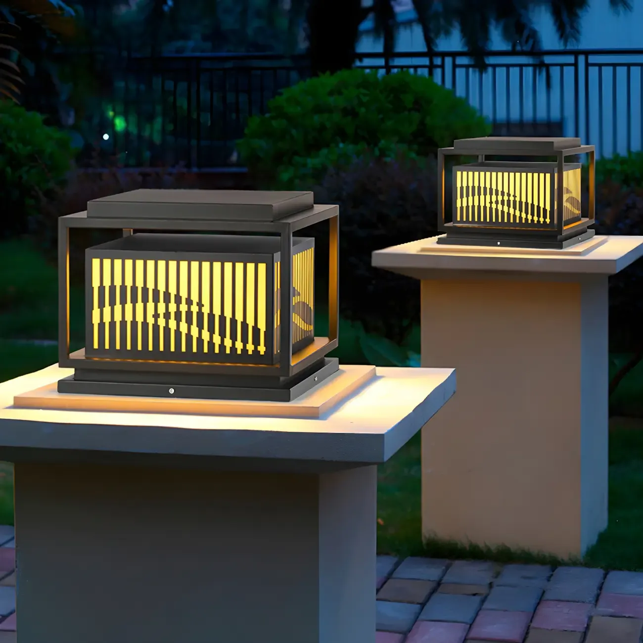 Waterproof Outdoor Wired Rectangular Post Cap Light