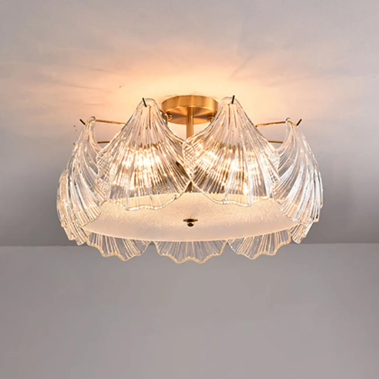 Luxury Living Room Ceiling Light with Glass Shell Shade