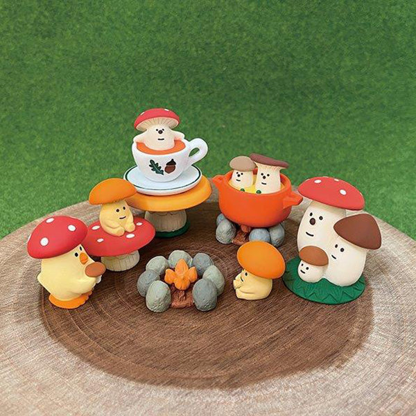 Decole Concombre Figurine - Mushroom Forest - Mushroom Black Tea