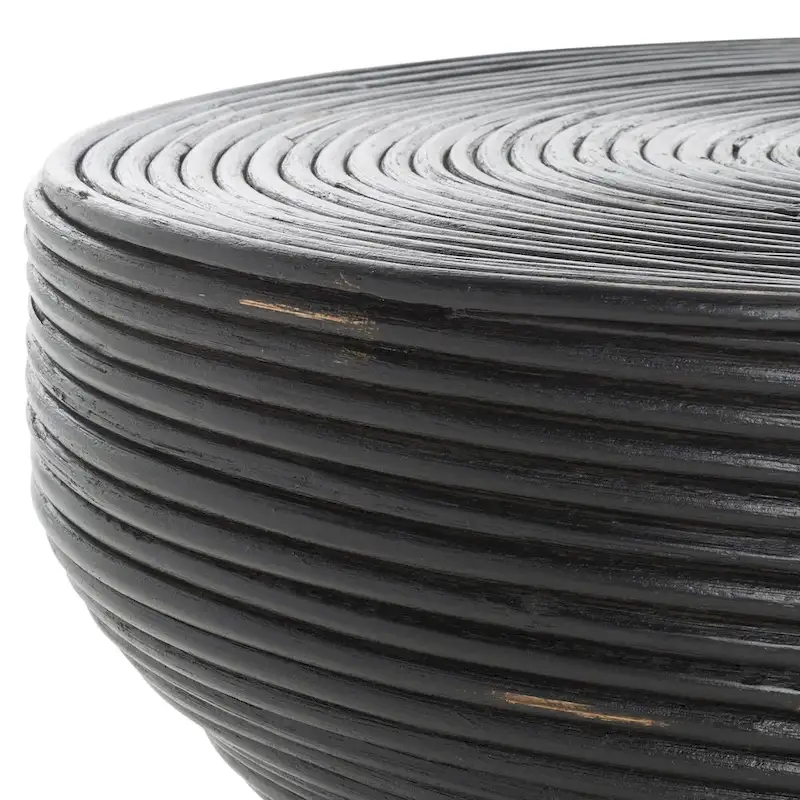 SAFAVIEH Lossie Coffee Table - 31 W x 31 D x 16 H - 31Wx31Dx16H