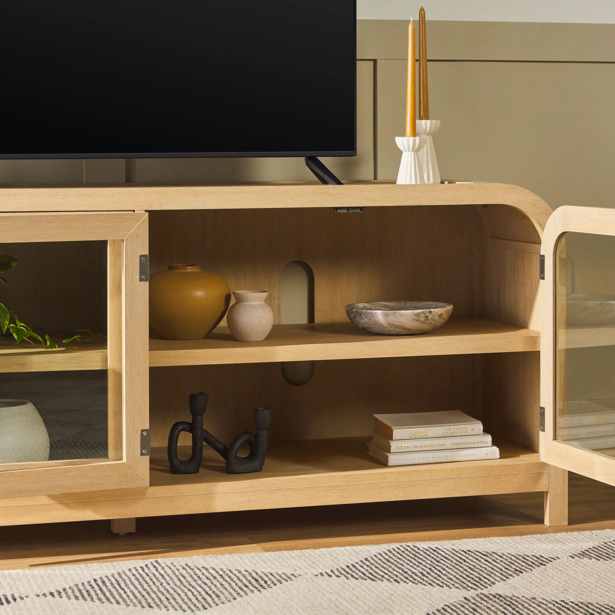 Chantelle Modern Curve Easy Assembly TV?Stand