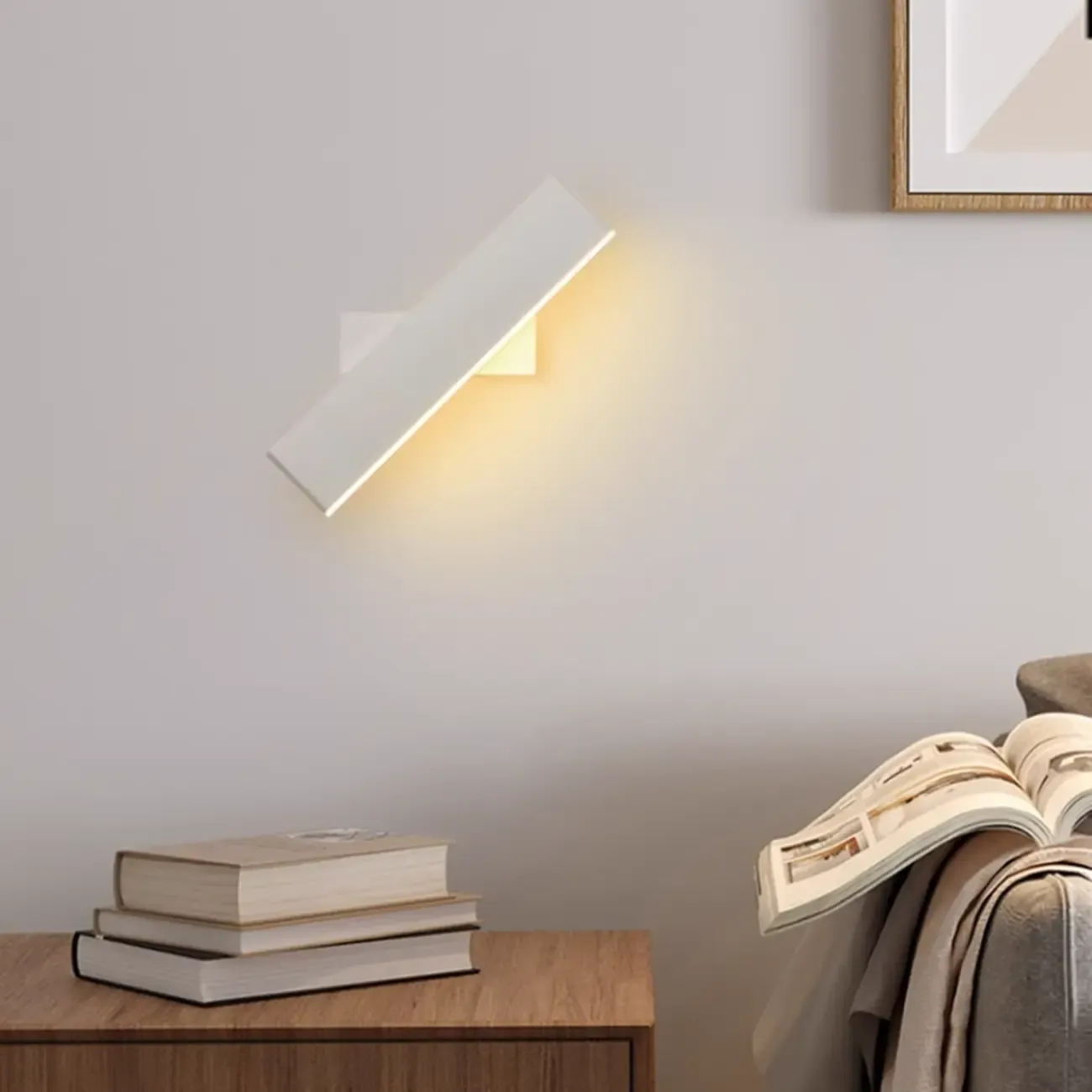 Modern Simple Linear Third Gear Adjustable Wall Sconce