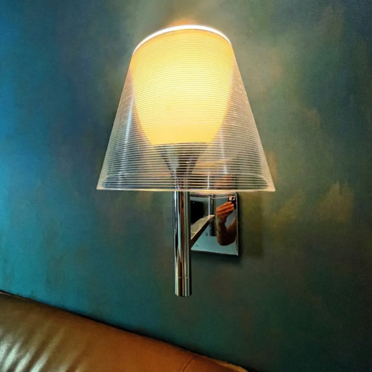 Modern Simple Metal Mini Wall Sconce