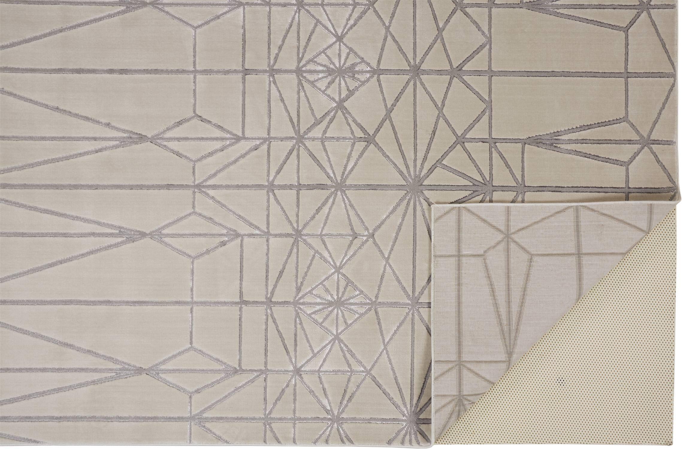 Micah Ivory/Silver Rug