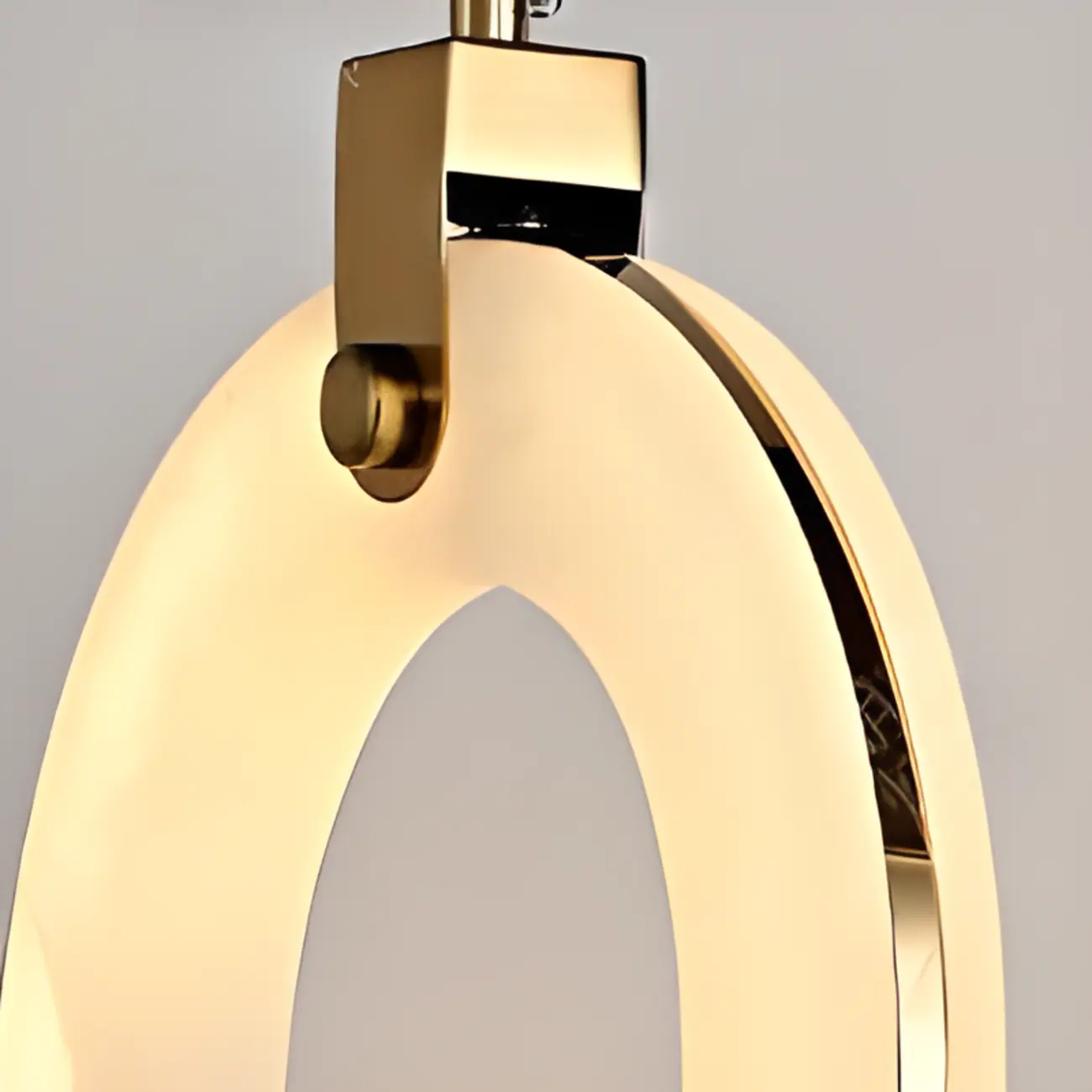 Adjustable Gold Metal Circle Hanging Pendant Light