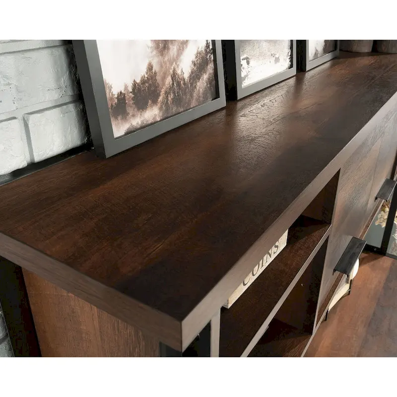 Briarbrook Large Hutch Bo