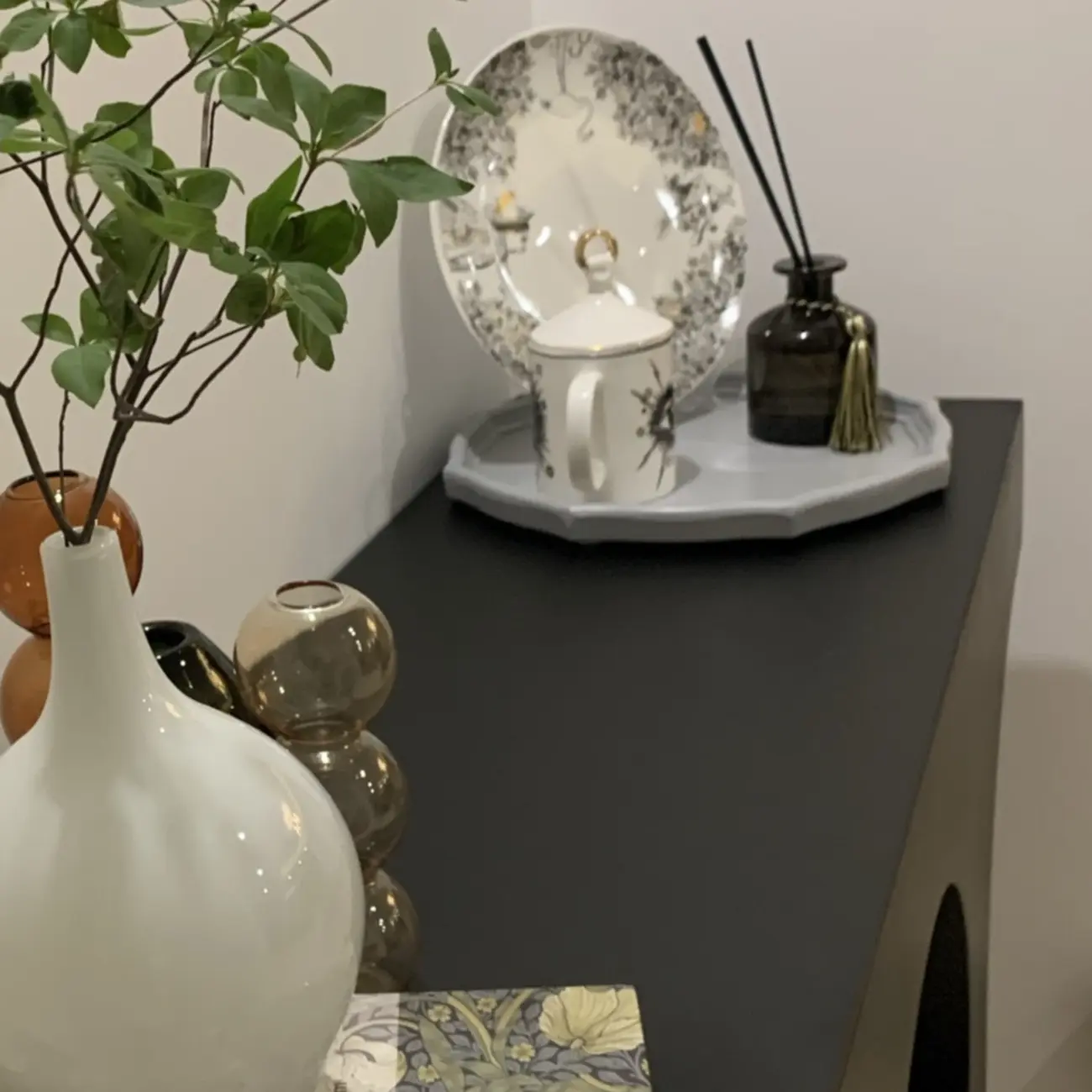 Arched Wood White Double Pedestal Console Table