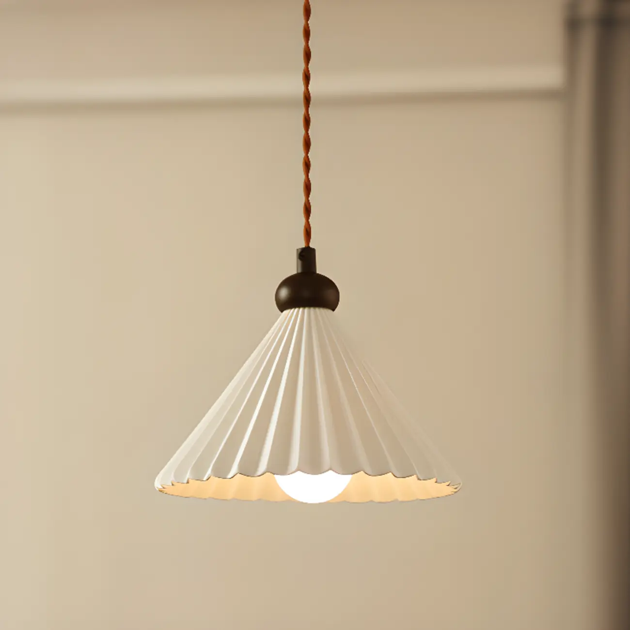 Adjustable Chic Ceramic Cone LED Pendant Light for Indoor