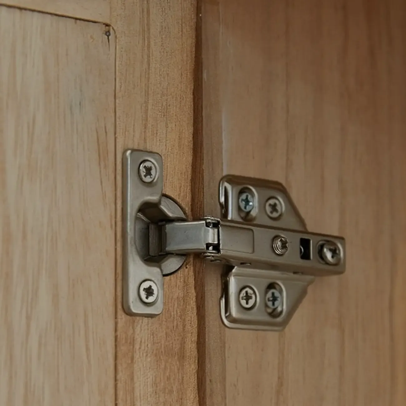 Traditional Brown Wooden Console Table with Drawers