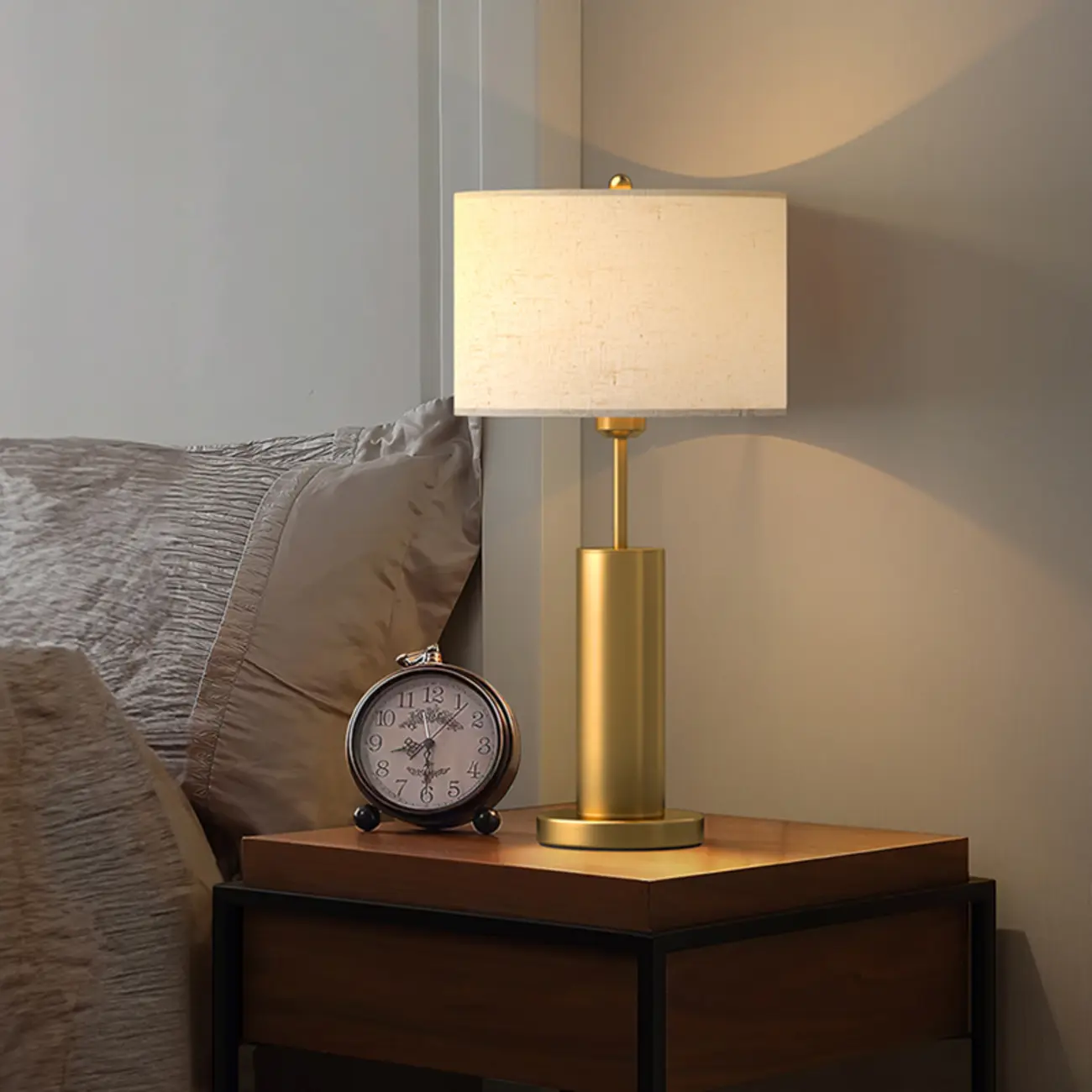 Plug-In Gold Metal Fabric Barrel-Shaped Table Lamp